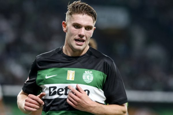 Manchester United không có ý